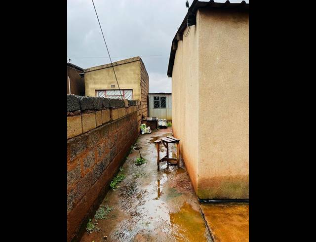 2 BEDROOM HOUSE FOR SALE IN KATLEHONG SOUTH